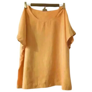 J Jill soft short sleeve butter yellow round neck casual top. Size large